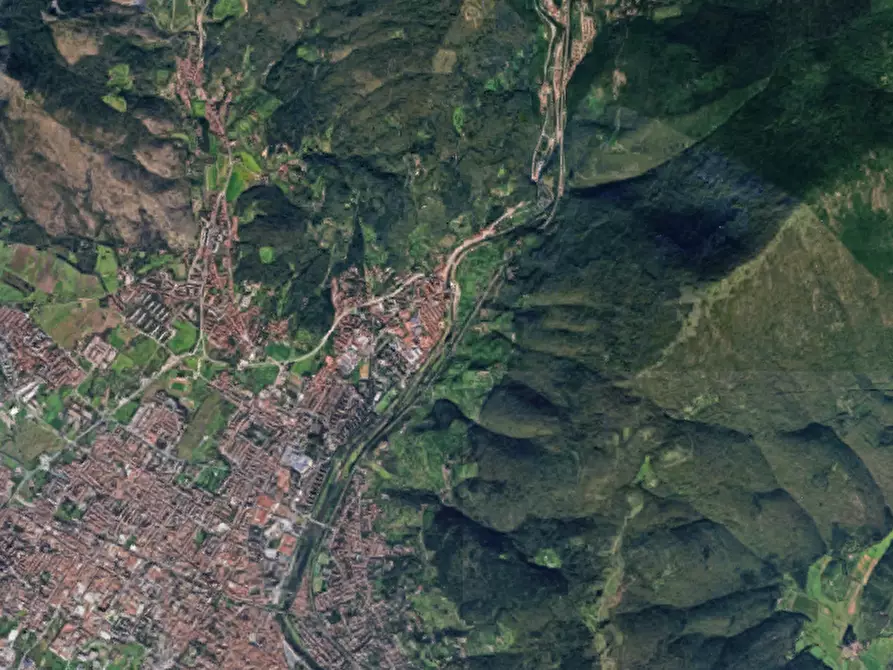 Immagine 6 di Appartamento in vendita  in Via Ferdinando Paolieri a Prato