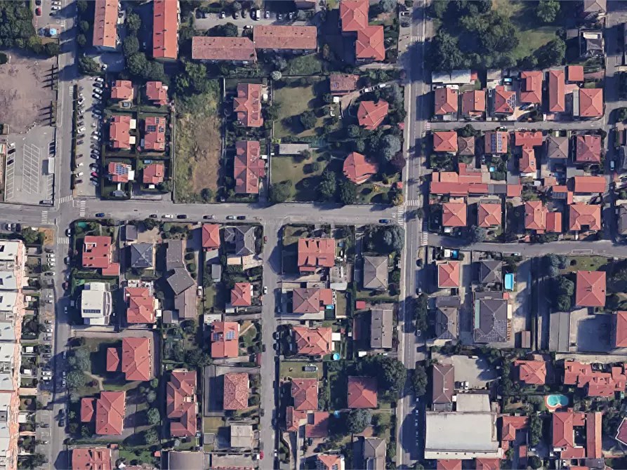 Immagine 7 di Garage in vendita  in Via Alessandro Volta a Cassano D'adda