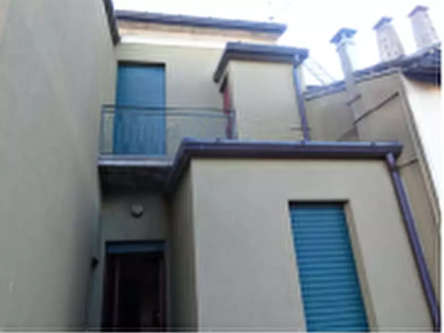 Immagine 1 di Appartamento in vendita  in Via Cavour a Cortemaggiore