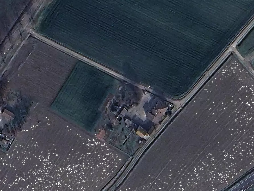 Immagine 10 di Rustico / casale in vendita  in Via Caprioli a Monticelli D'ongina