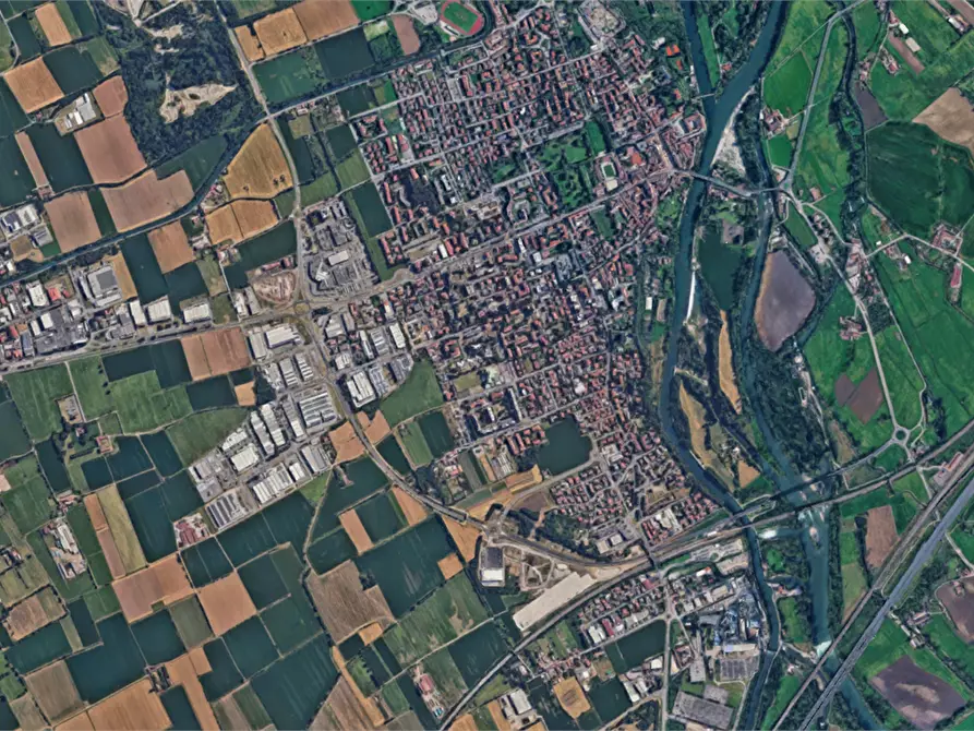 Immagine 11 di Garage in vendita  in Via Alessandro Volta a Cassano D'adda