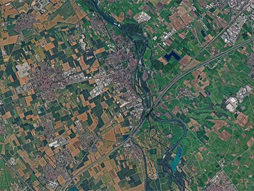 Immagine 12 di Garage in vendita  in Via Alessandro Volta a Cassano D'adda