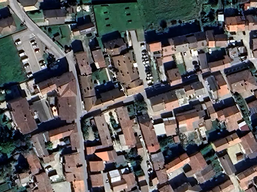 Immagine 5 di Garage in vendita  in Via Trento e Trieste a Villanterio