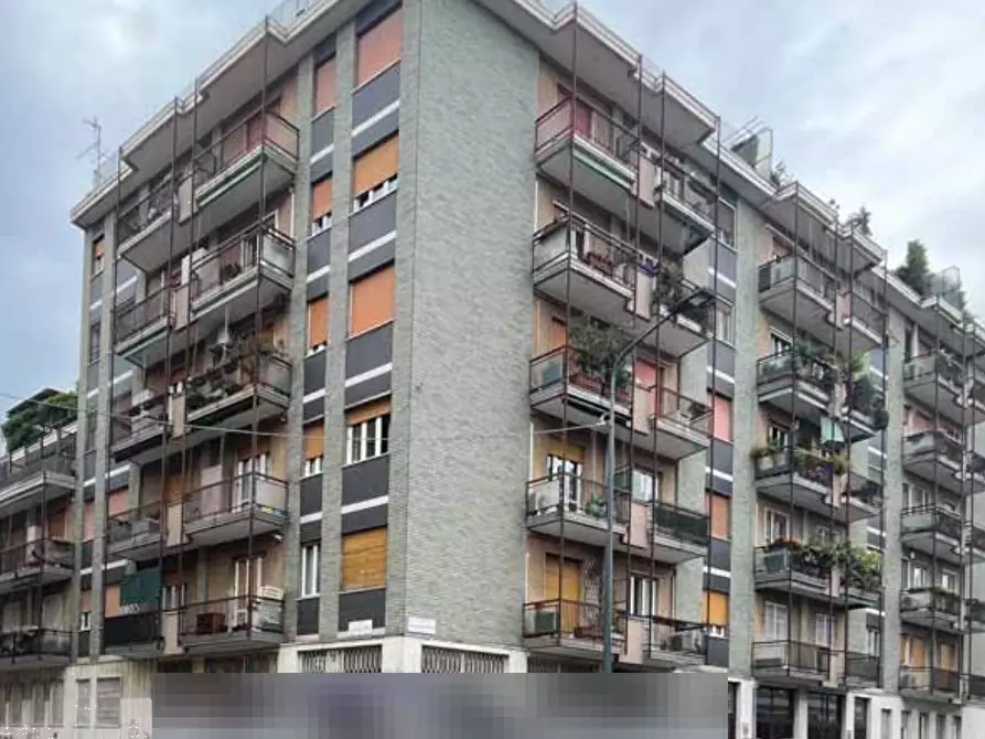 Immagine 1 di Appartamento in vendita  in Via Pier Francesco Mola a Milano