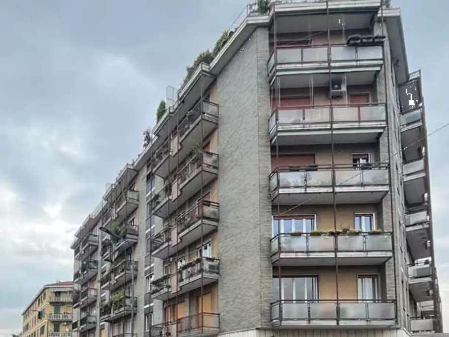 Immagine 2 di Appartamento in vendita  in Via Pier Francesco Mola a Milano