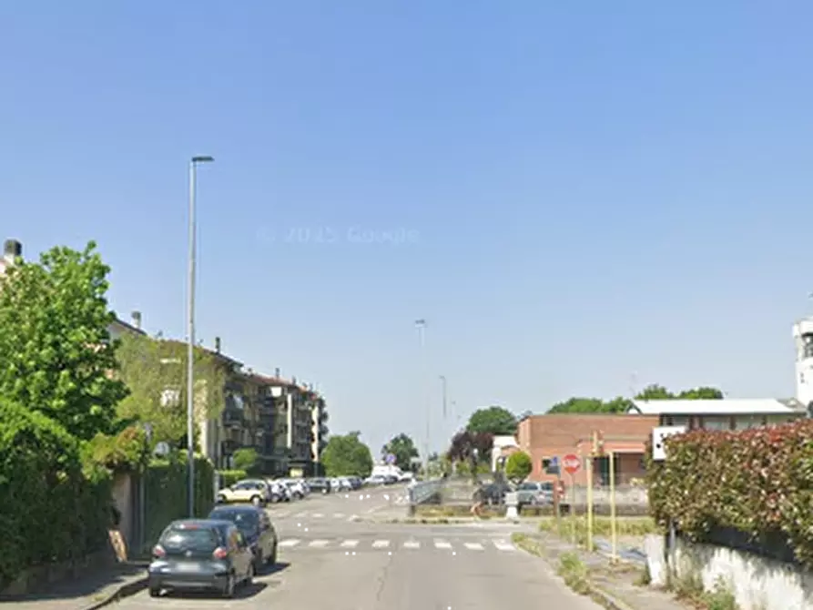 Immagine 9 di Garage in vendita  in Via Alessandro Volta a Cassano D'adda