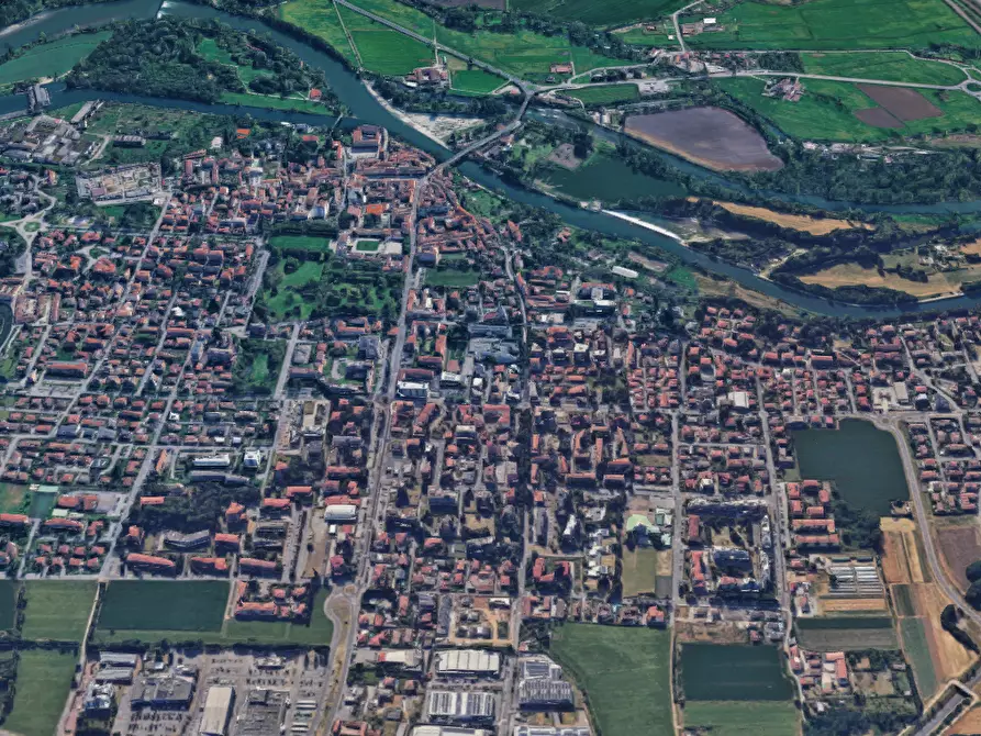 Immagine 15 di Garage in vendita  in Via Alessandro Volta a Cassano D'adda