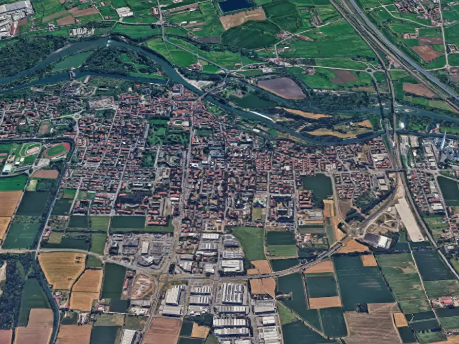 Immagine 17 di Garage in vendita  in Via Alessandro Volta a Cassano D'adda