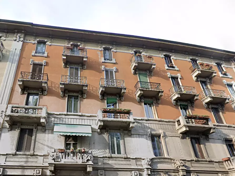 Immagine 3 di Appartamento in vendita  in Viale Tibaldi a Milano
