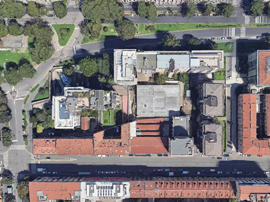 Immagine 5 di Magazzino in vendita  in V.le Beatrice d'Este a Milano