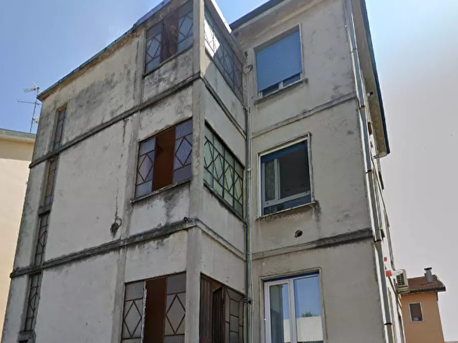 Immagine 3 di Appartamento in vendita  in Via dei Platani a Buccinasco