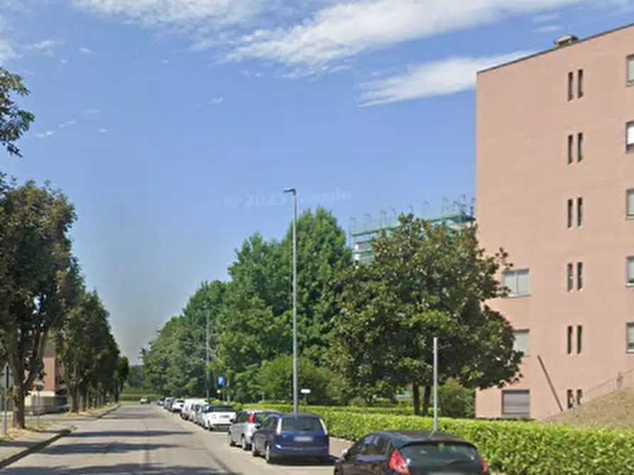 Immagine 10 di Posto auto in vendita  in Via Carlesca a Lacchiarella