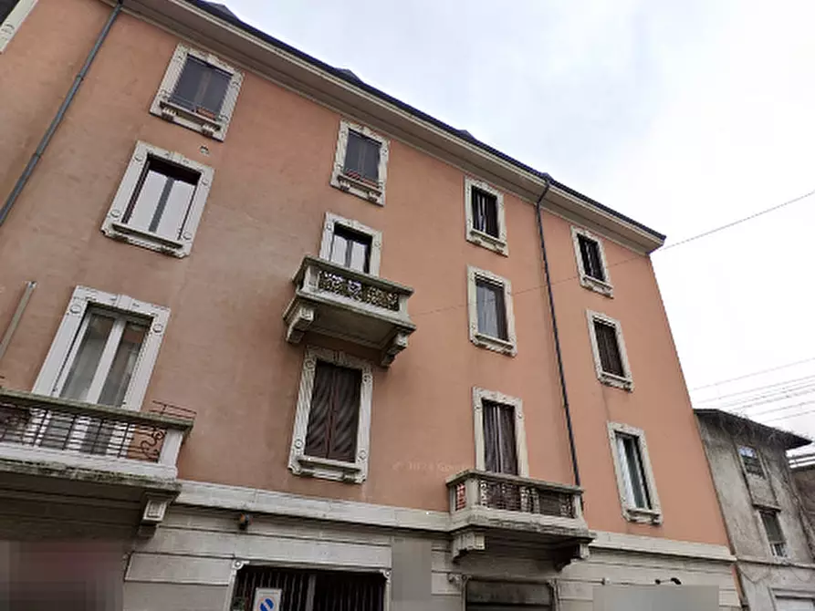 Immagine 14 di Appartamento in vendita  in Via Emilio de Marchi a Milano