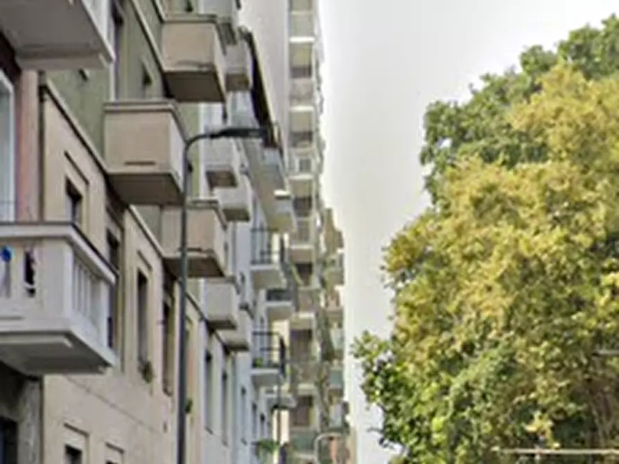 Immagine 7 di Appartamento in vendita  in Viale Certosa a Milano