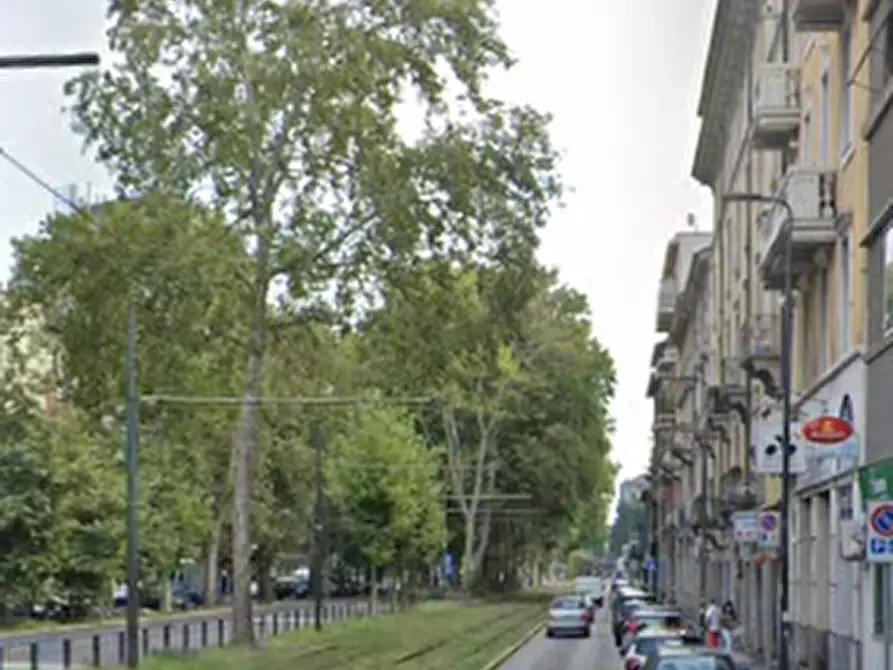 Immagine 8 di Appartamento in vendita  in Viale Certosa a Milano