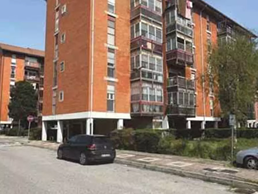 Immagine 1 di Appartamento in vendita  in via Giuseppe Verdi a Pieve Emanuele