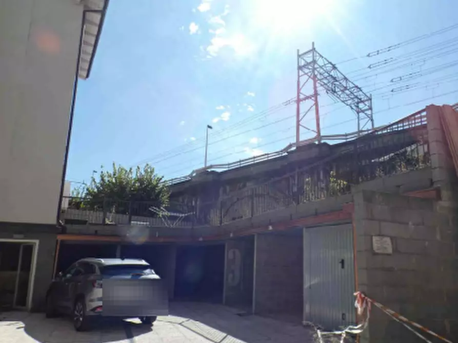 Immagine 11 di Appartamento in vendita  in Via Emilio de Marchi a Milano