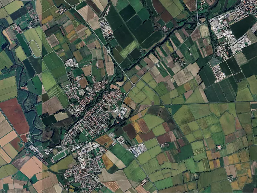 Immagine 7 di Garage in vendita  in Via Trento e Trieste a Villanterio