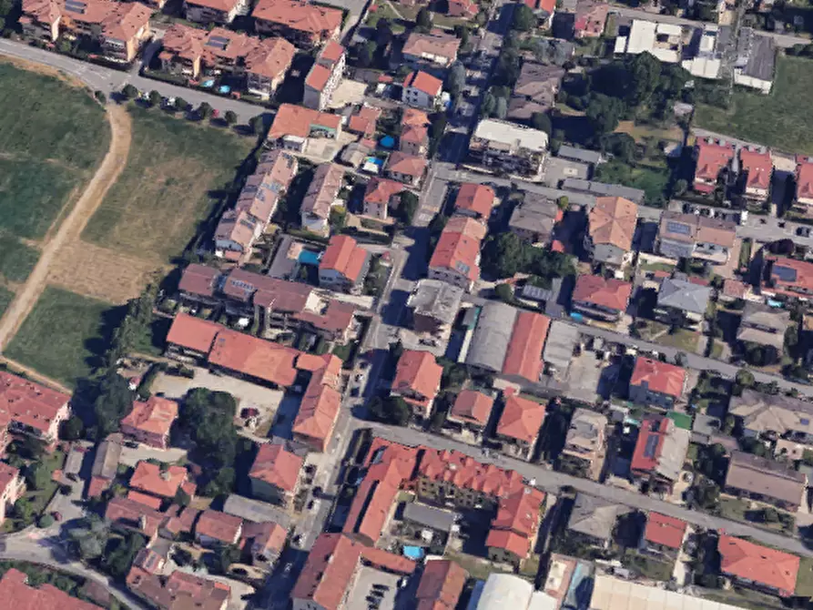 Immagine 7 di Garage in vendita  in Via Pio XII a Pozzuolo Martesana