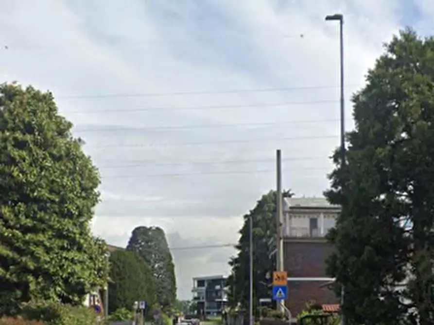 Immagine 2 di Garage in vendita  in Via Pio XII a Pozzuolo Martesana