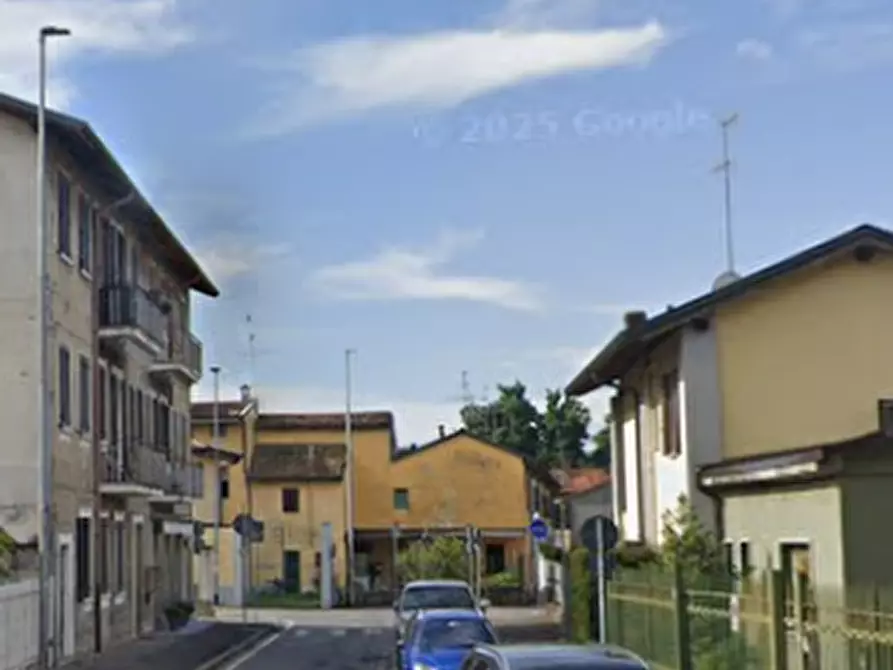 Immagine 4 di Garage in vendita  in Via Pio XII a Pozzuolo Martesana