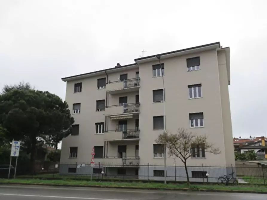 Immagine 1 di Appartamento in vendita  in Via Simone da Corbetta a Corbetta