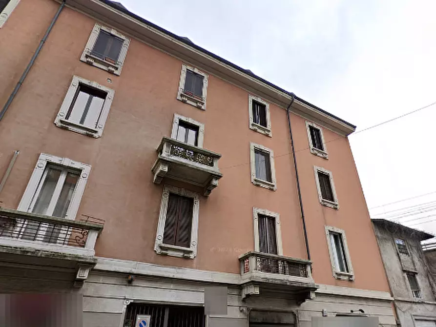 Immagine 3 di Appartamento in vendita  in Via Emilio de Marchi a Milano