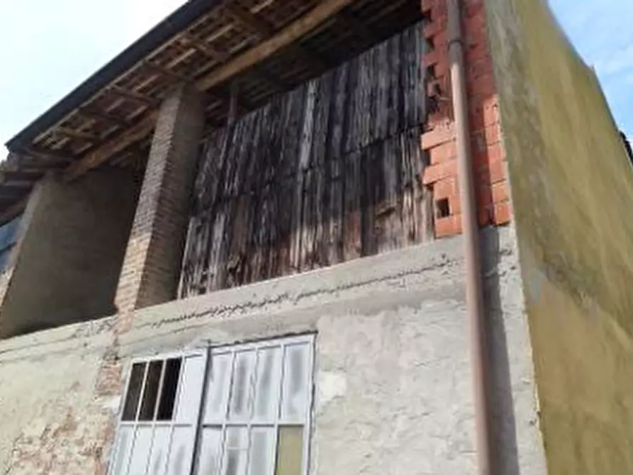 Immagine 10 di Porzione di casa in vendita  in Località Boscone Cusani a Calendasco