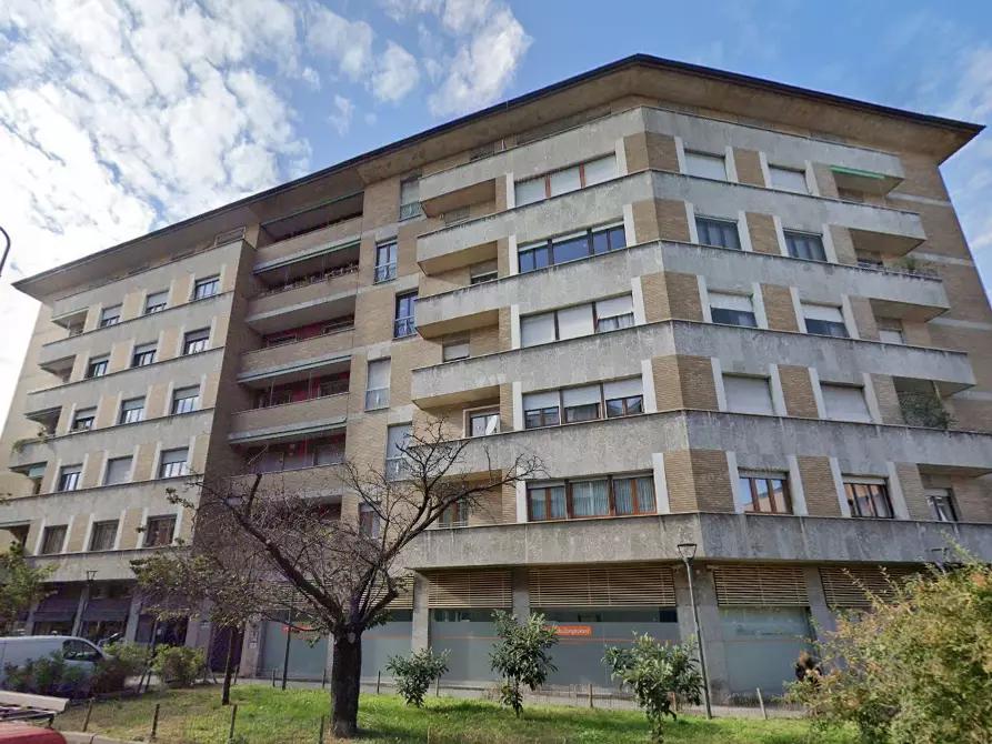 Immagine 4 di Appartamento in vendita  in Via Francesco Burlamacchi a Milano