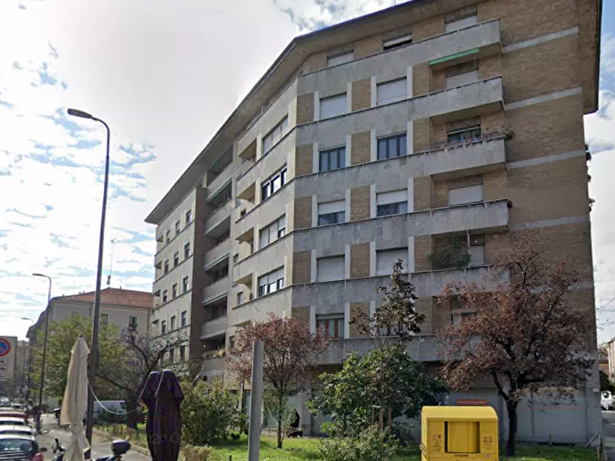 Immagine 5 di Appartamento in vendita  in Via Francesco Burlamacchi a Milano