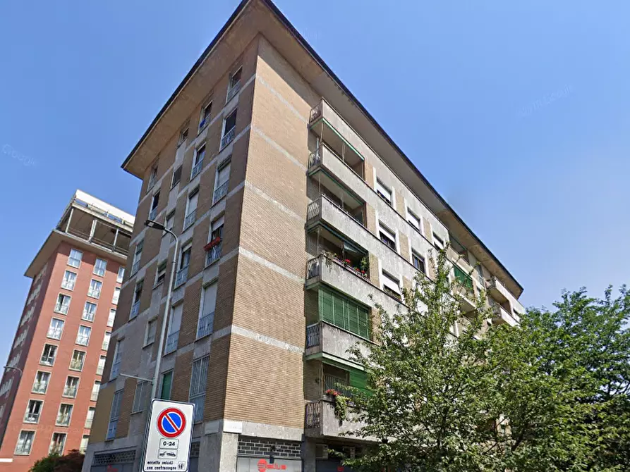 Immagine 8 di Appartamento in vendita  in Via Francesco Burlamacchi a Milano
