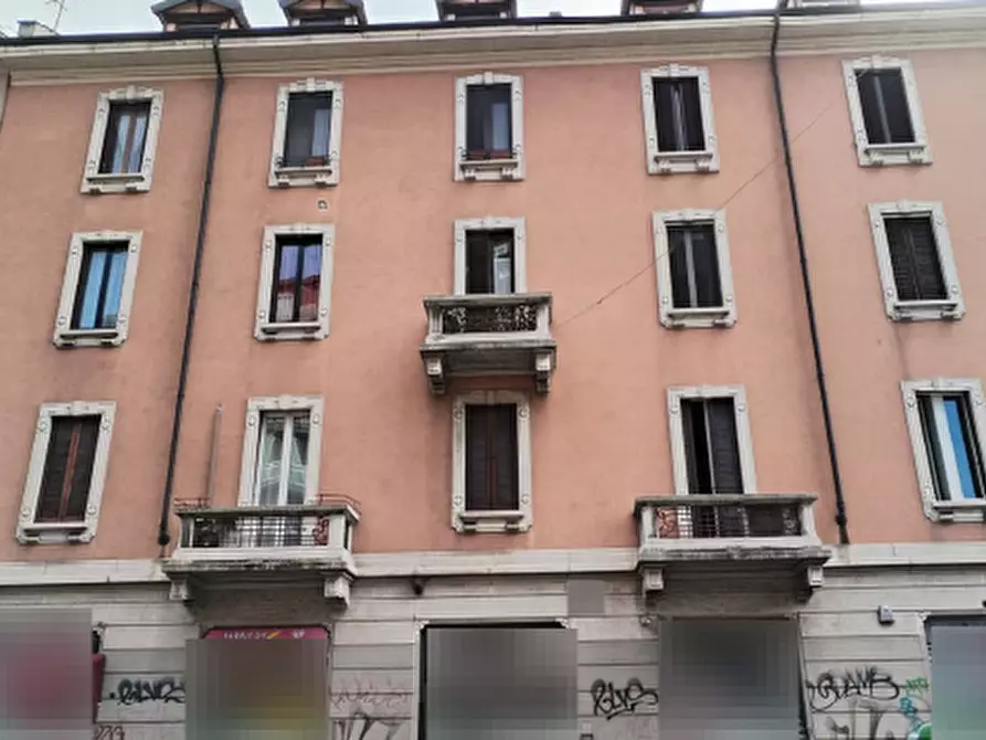 Immagine 1 di Appartamento in vendita  in Via Emilio de Marchi a Milano