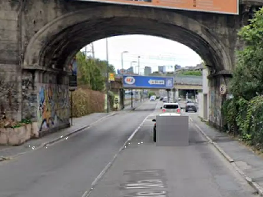 Immagine 11 di Appartamento in vendita  in Via Emilio de Marchi a Milano