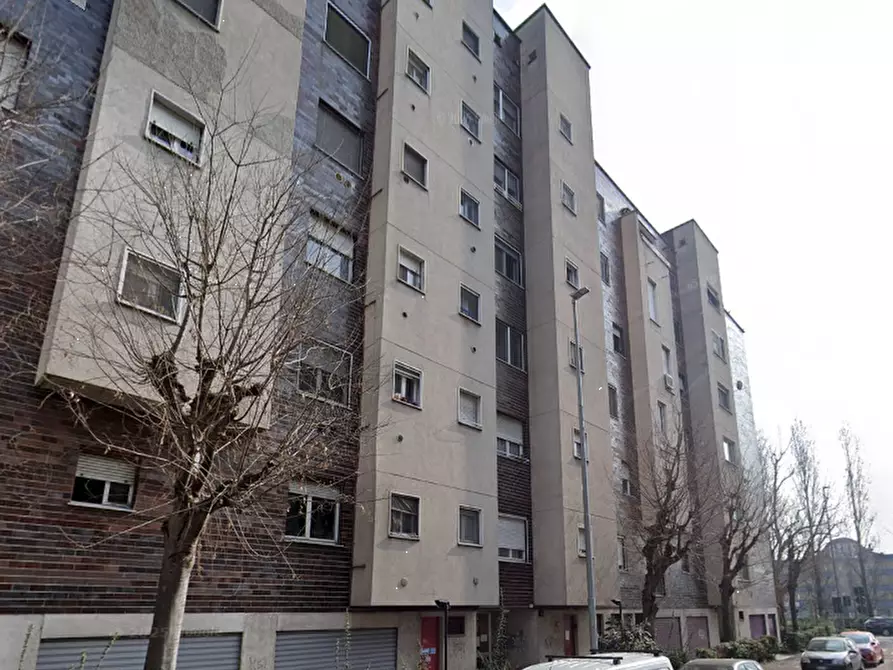 Immagine 4 di Appartamento in vendita  in Via Don Minzoni a Cesano Boscone