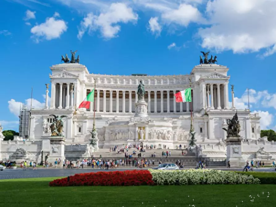 Immagine 9 di Appartamento in affitto  in Via Roma a Roma