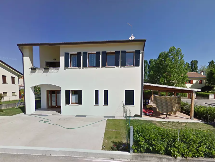 Immagine 5 di Villa in vendita  in Via San Girolamo a Nervesa Della Battaglia