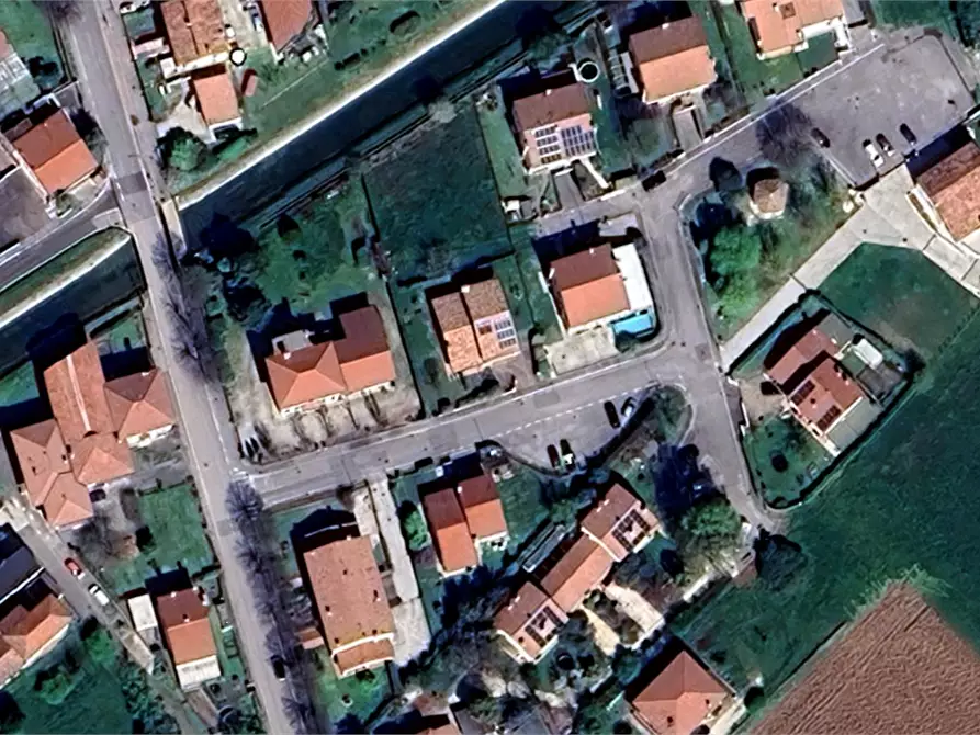 Immagine 23 di Villa in vendita  in Via San Girolamo a Nervesa Della Battaglia