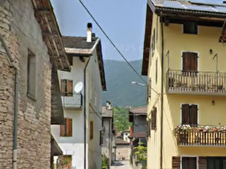 Immagine 5 di Appartamento in vendita  in Via Crociera a Arsie'