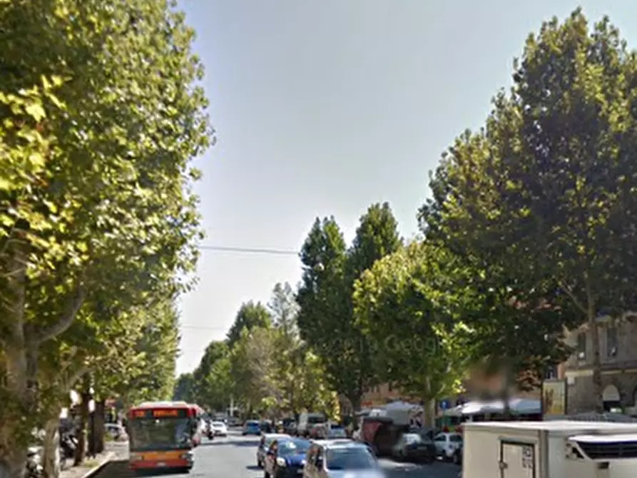 Immagine 7 di Appartamento in vendita  in Via Pietro Pomponazzi a Roma