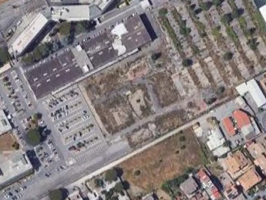 Immagine 8 di Negozio in vendita  in Via Gioia Tauro a Roma