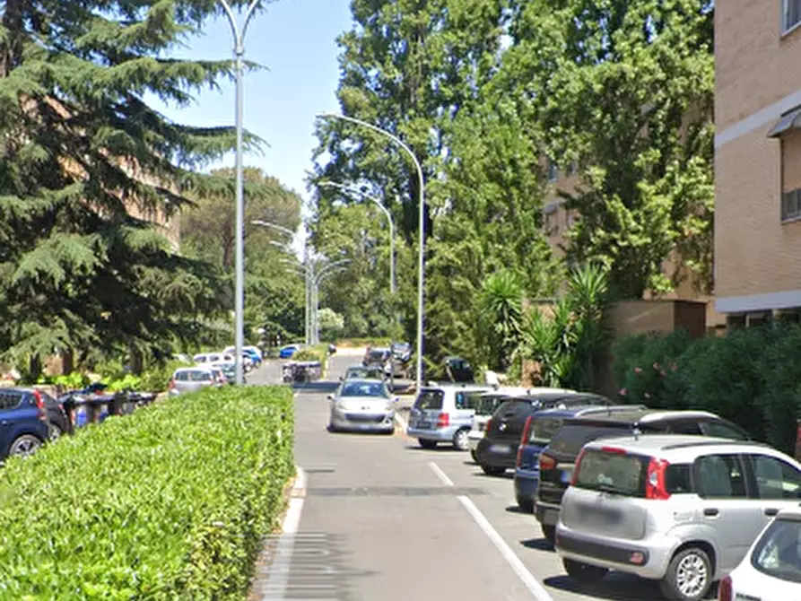 Immagine 7 di Appartamento in vendita  in V.le Inigo Campioni a Roma