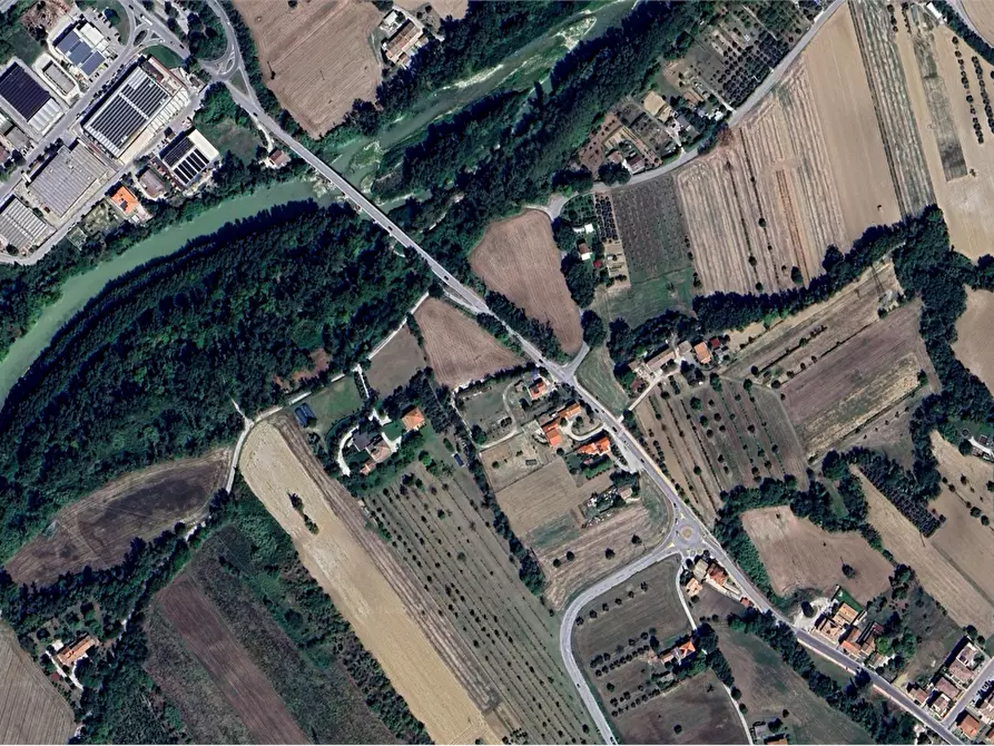 Immagine 8 di Appartamento in vendita  in Via Ponte Metauro a Colli Al Metauro