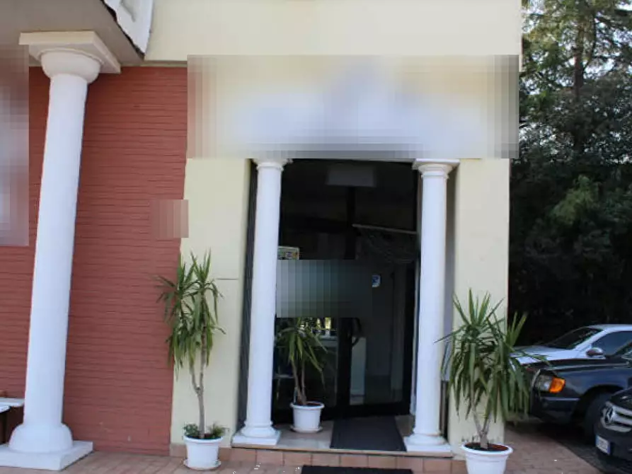 Immagine 8 di Negozio in vendita  in Via dell'Appennino a Forli'