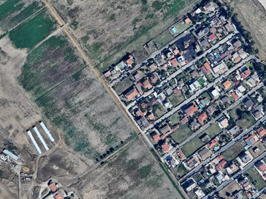 Immagine 9 di Villa in vendita  in Via Cervignano a Ardea