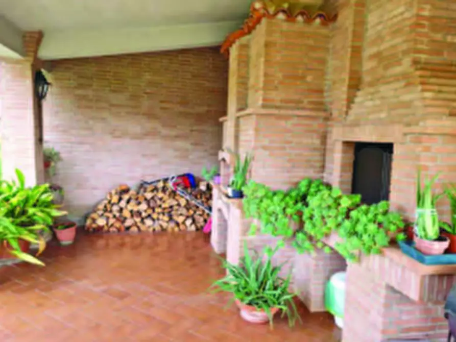 Immagine 8 di Casa bifamiliare in vendita  in Via Montegiove Vecchio a Lanuvio