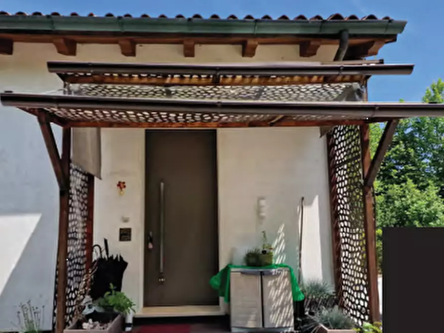 Immagine 1 di Villa in vendita  in Via Trento Trieste a Roncade