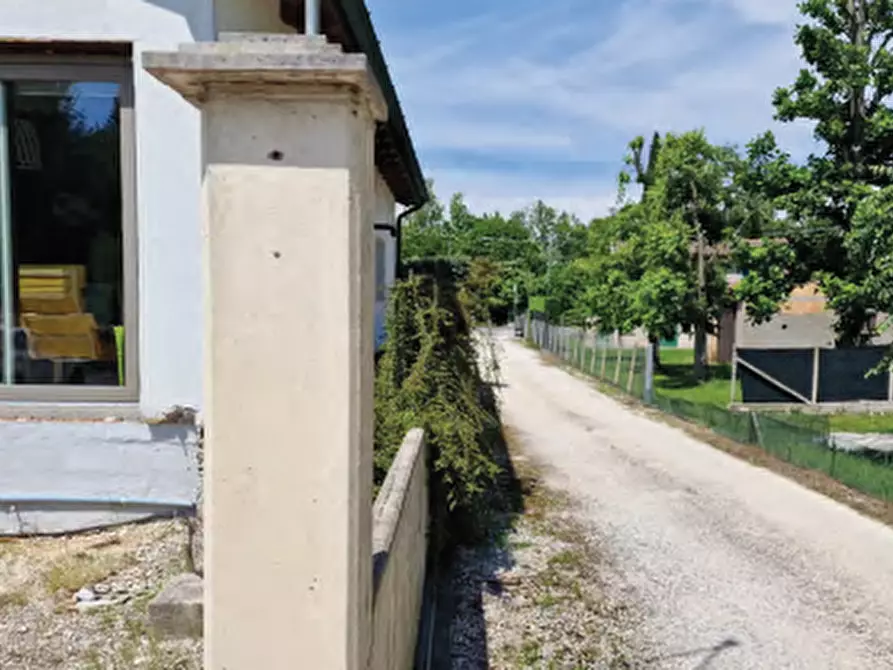 Immagine 20 di Villa in vendita  in Via Trento Trieste a Roncade