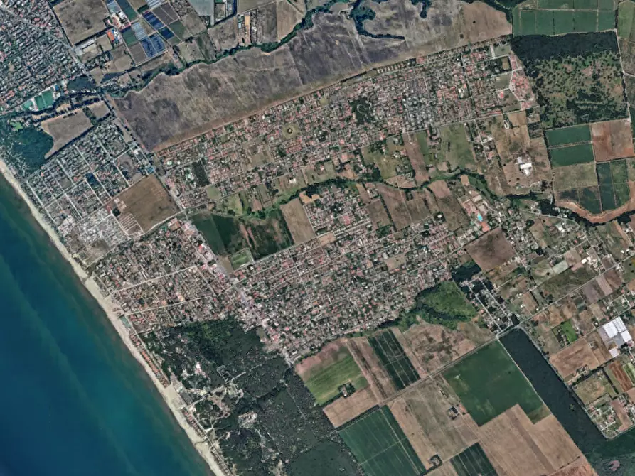 Immagine 10 di Porzione di villa in vendita  in Via dei Platani a Ardea