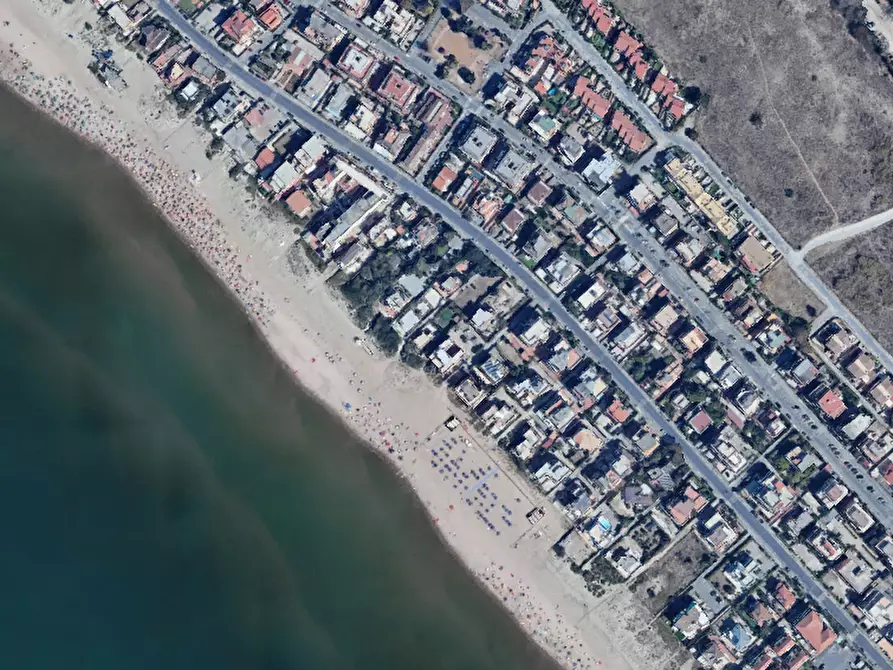 Immagine 1 di Appartamento in vendita  in Via Sciacca a Pomezia