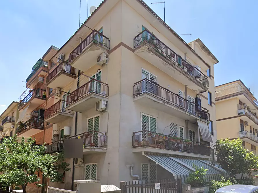 Immagine 1 di Appartamento in vendita  in Via Anchise a Roma